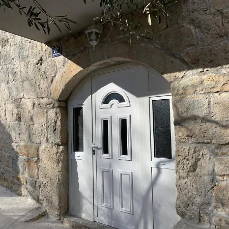 Holiday home The Old Stone House Near Split