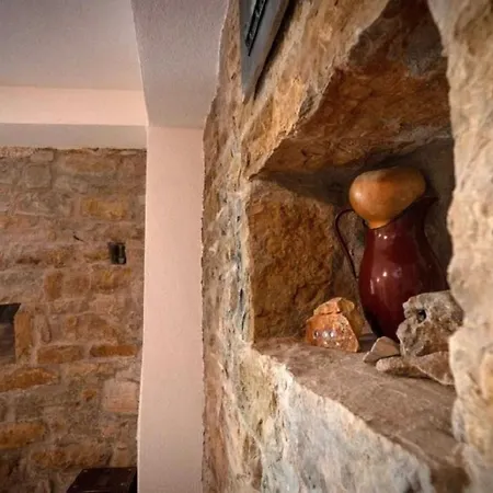The Old Stone House Near Split Holiday home *